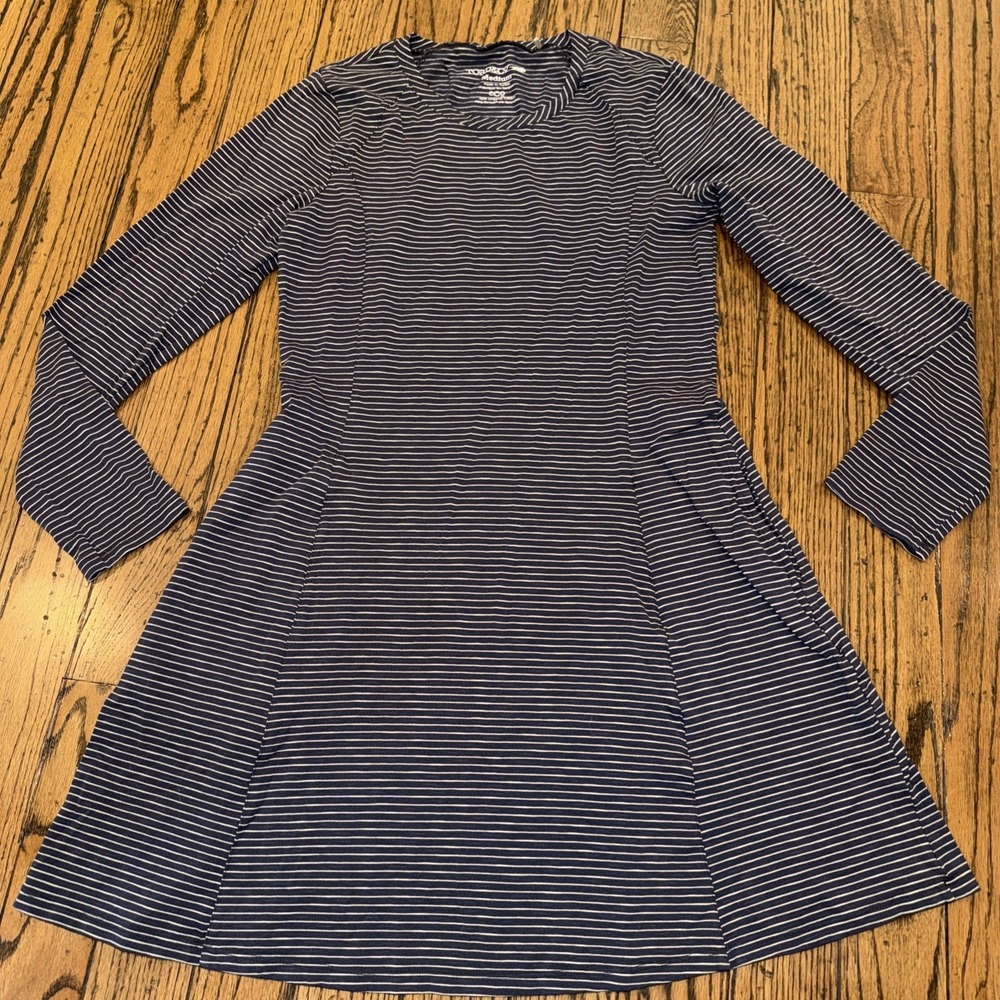 TOAD&CO Windmere Long Sleeve Dress in Blue Stripe Size Medium Knit Pockets